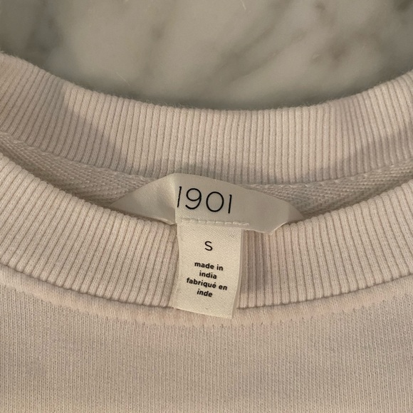 Ladies sweatshirt 1901 Nordstrom - Picture 2 of 4